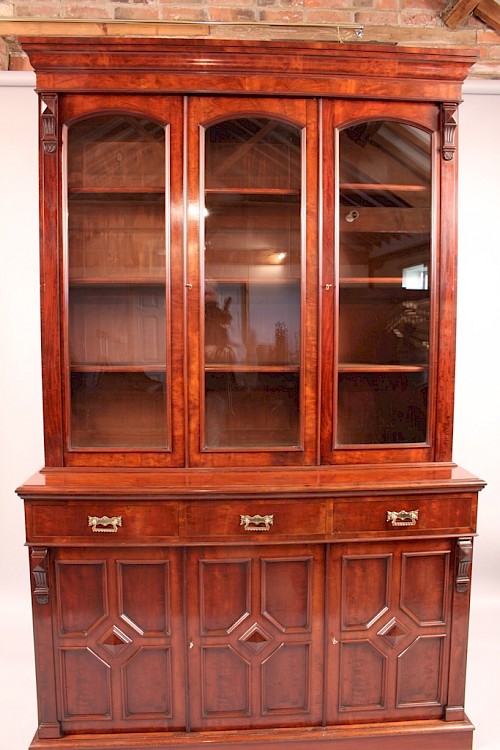 Cabinets, Bookcases, and Library furniture
