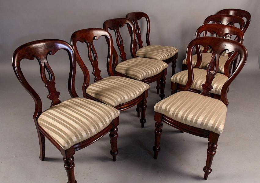 Set of 8 Victorian Balloon Back dining Chairs