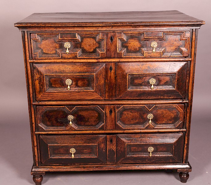 17th century Oak Chest of Drawers