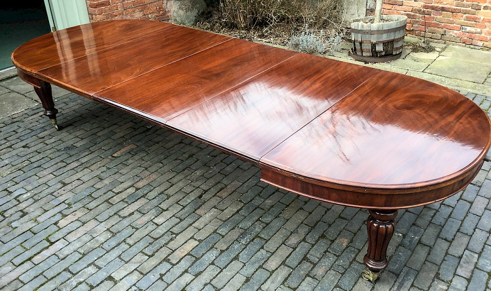 Victorian 3 leaf extending dining table to seat 12