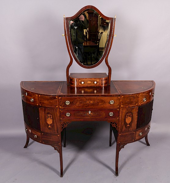 Superb Georgian Inlaid Dressing Table