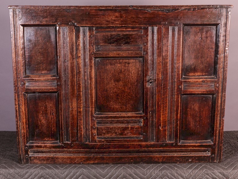 Rare 17th century small Oak Cupboard