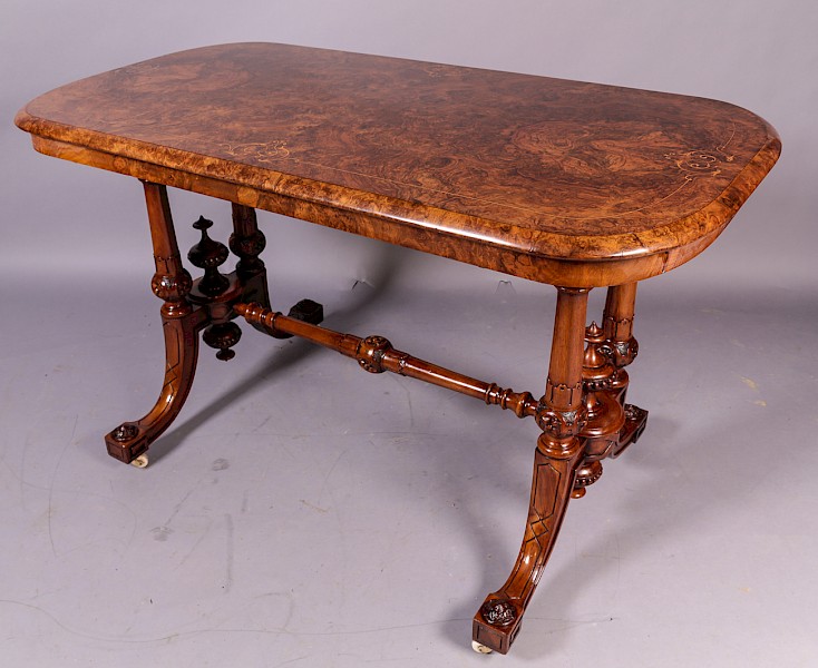 Quality Victorian Burr Walnut stretcher Table