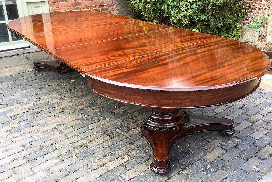 William IV Mahogany Extending Dining Table seats 14
