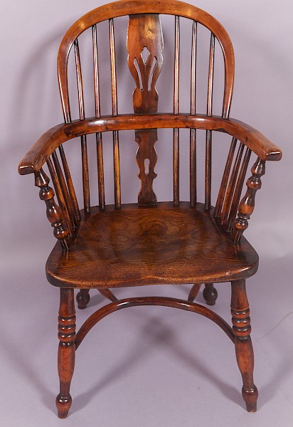 Rare Middle Size Yew Windsor Chair Rockley