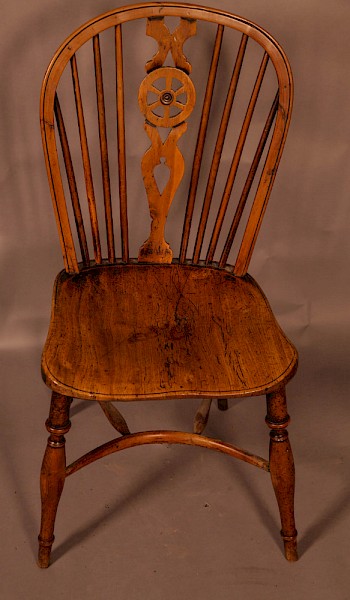 A Single Wheel Back Kitchen Windsor Chair in Yew Wood