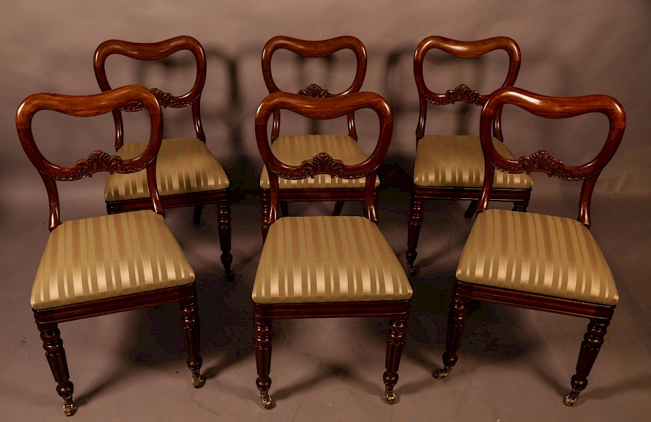 A Set of 6 Early Victorian Mahogany Dining chairs posobly GILLOWS