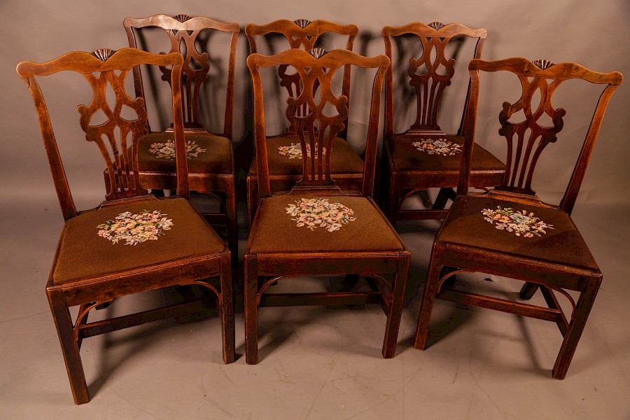 A Set of 6 Country Chippendale Dining Chairs