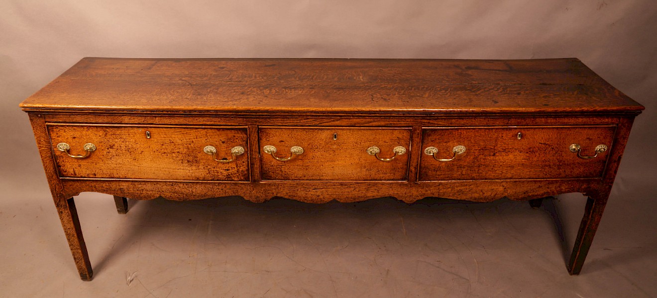 A Good 18th century Serving Dresser in Oak