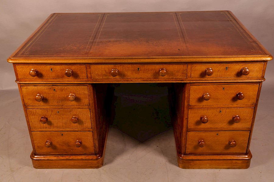 A Victorian Golden Oak Partners desk