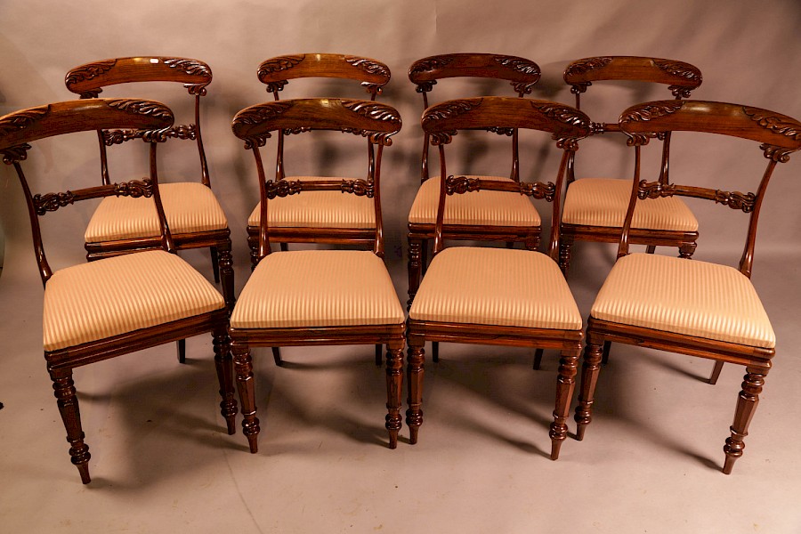 Lovely Set of 8 Georgian Dining chairs in Rosewood