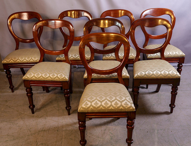 A Set of 8 Victorian Mahogany Balloon Back Dining Chairs c 1860