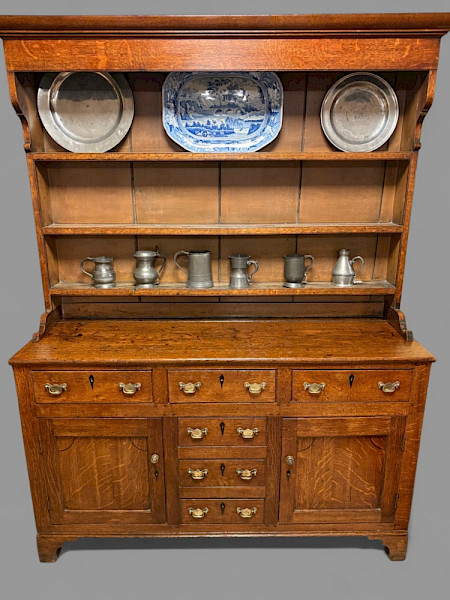 Georgian oak dresser